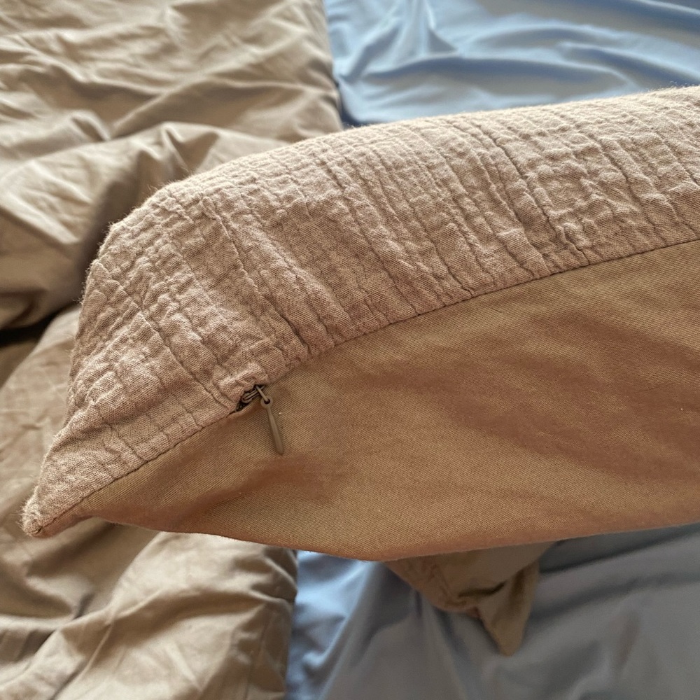 ⚡️2/$25⚡️ duvet cover - Picture 3 of 3